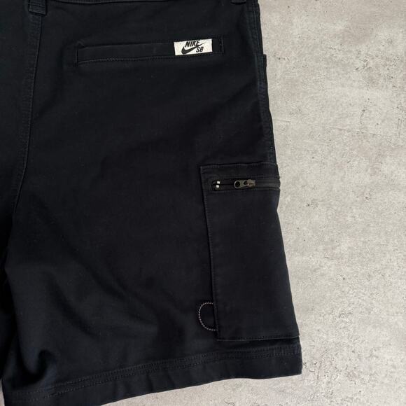 Nike SB Men's Skate Shorts Black size 34 side pocket - Picture 3 of 8